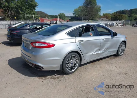 2015 Ford Fusion Se z USA, uszkodzony, nr VIN 3FA6P0H95FR158535